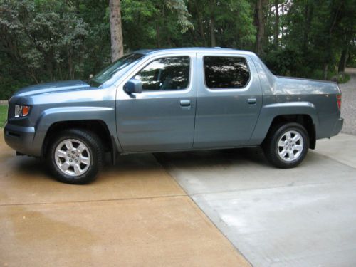 The cleanest honda ridgeline you will find out there.   has been a perfect truck
