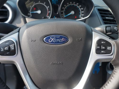 2014 ford fiesta se