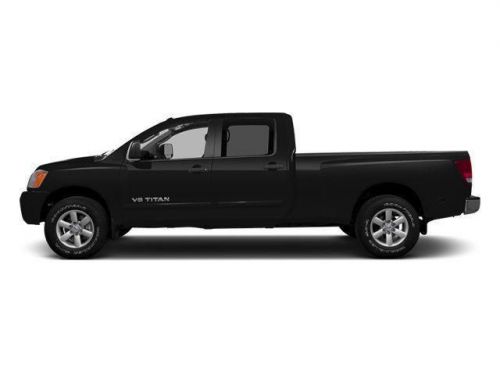 2014 nissan titan sv