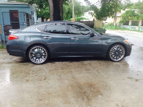 2012 infiniti m37