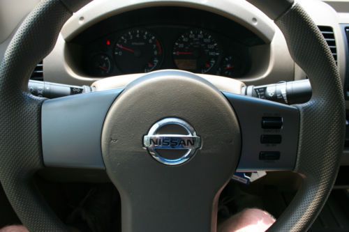 2005 Nissan Frontier SE Crew Cab Pickup 4-Door 4.0L, image 13