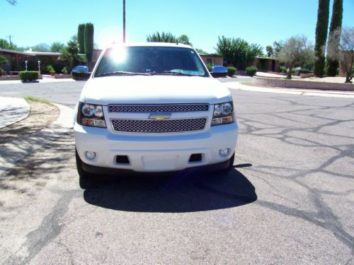 2008 Chevy Avalanche LTZ, image 3