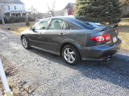 2005 mazda 6 s hatchback 5-door 3.0l sport model comes w/2 sets wheels