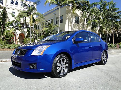 2012 nissan sentra special edition ,only 3k miles ,sunroof ,navi, bluetooth,