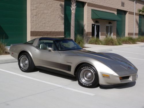 1982 chevrolet corvette collector&#039;s edition excellent condition