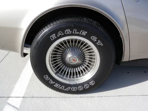 1982 Chevrolet Corvette Collector's Edition Excellent Condition, US $28,000.00, image 5