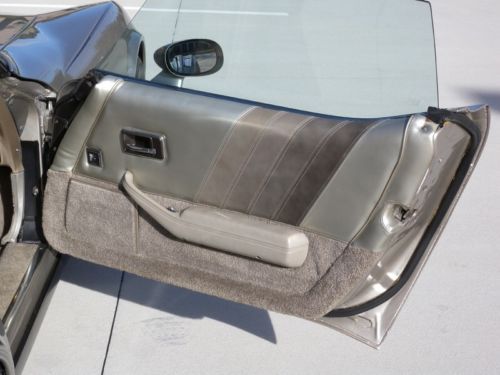 1982 Chevrolet Corvette Collector's Edition Excellent Condition, US $28,000.00, image 14