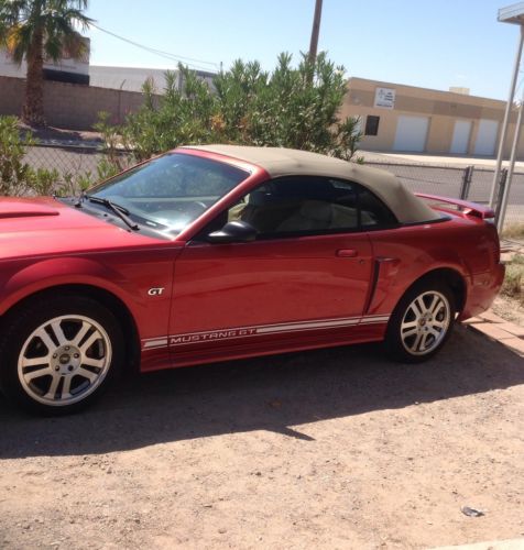 2002 ford mustang gt convertible 2-door 4.6l