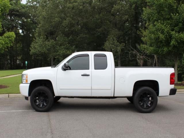 Chevrolet: silverado 1500 lt