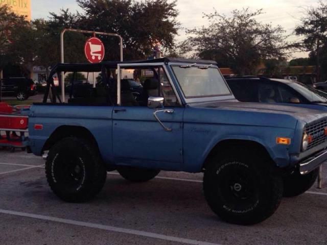 Ford: bronco