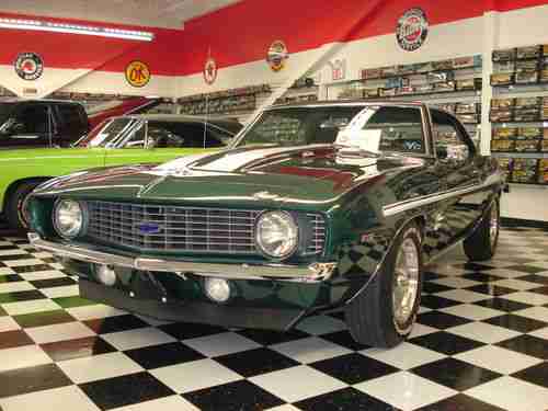 1969 Chevrolet Camaro Yenko S/C Replica, image 3