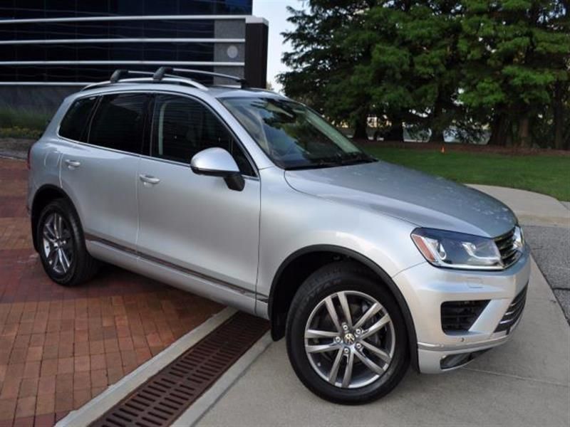 2016 volkswagen touareg executive pkg.