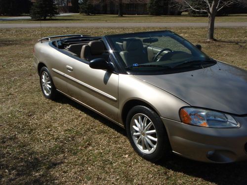 2003 chrysler sebring lxi convertible 2-door 2.7l no reserve highest bidder wins