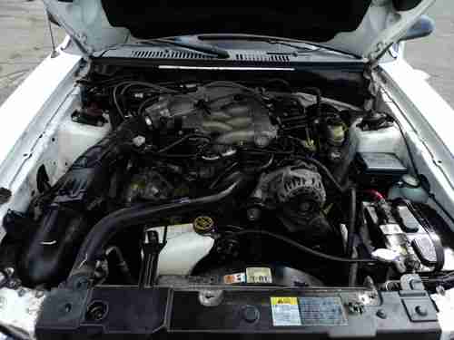 2001 Ford Mustang Base Coupe 2-Door 3.8L, NO RESERVE, image 18