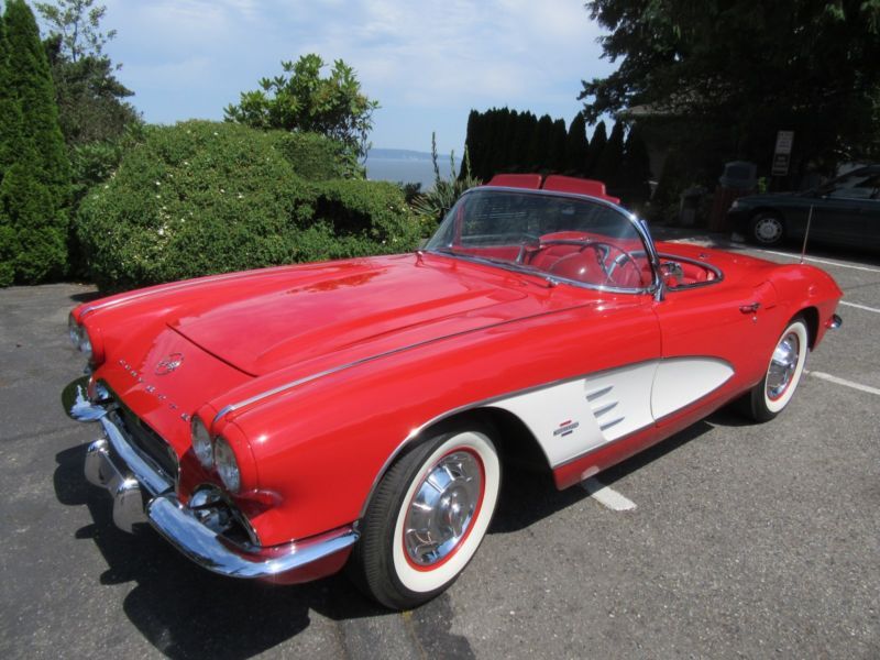 1961 chevrolet corvette roadster