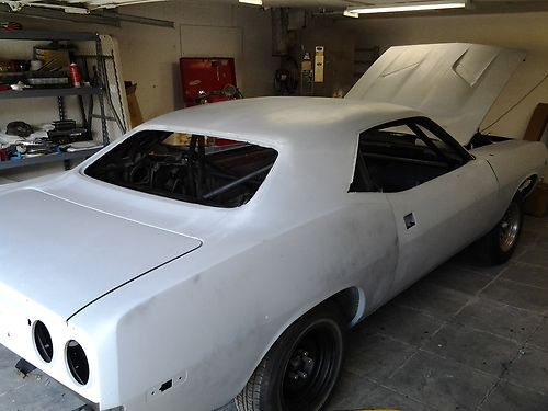 1974 plymouth barracuda.original sheet metal, front disc brakes..ready for paint