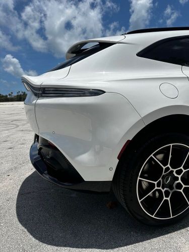 2021 Aston Martin DBX, US $128,000.00, image 3