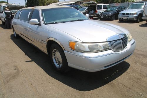 2001 Lincoln Town Car Executive, US $338.00, image 3