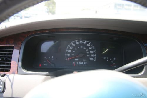 2001 Lincoln Town Car Executive, US $338.00, image 9