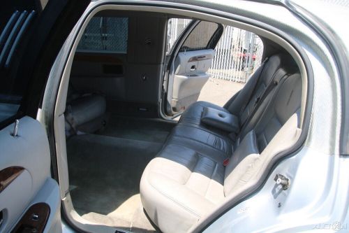 2001 Lincoln Town Car Executive, US $338.00, image 14