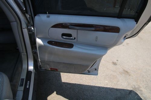 2001 Lincoln Town Car Executive, US $338.00, image 16