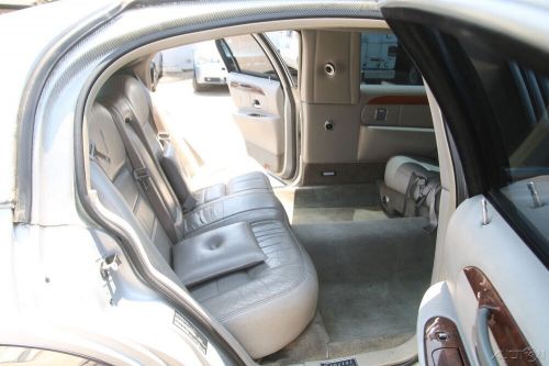 2001 Lincoln Town Car Executive, US $338.00, image 17