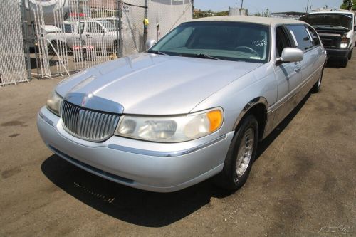2001 Lincoln Town Car Executive, US $338.00, image 20