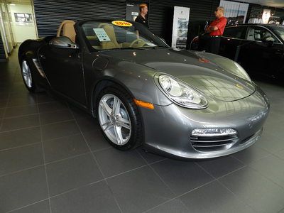 Beautiful 2010 porsche boxster w factory certified warranty fl car!