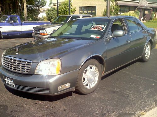 2005 cadillac deville low mileage!