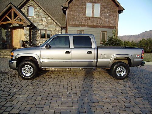 2006 gmc sierra crew cab slt 2500 duramax 1 owner low miles garage kept