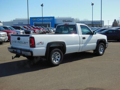 4x4 4.8l work truck-newier tires-cruise-tilt-long box