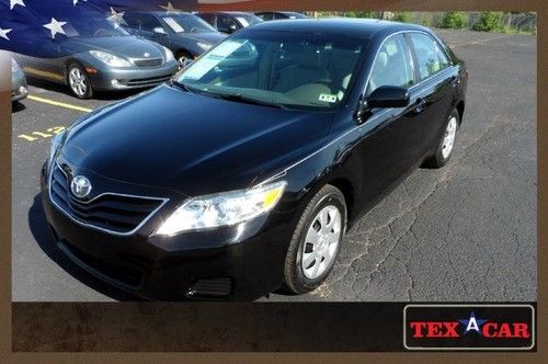 2010 toyota camry le leather