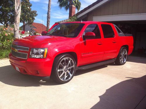 2008 chevrolet avalanche lt  warranty lowered with 24"