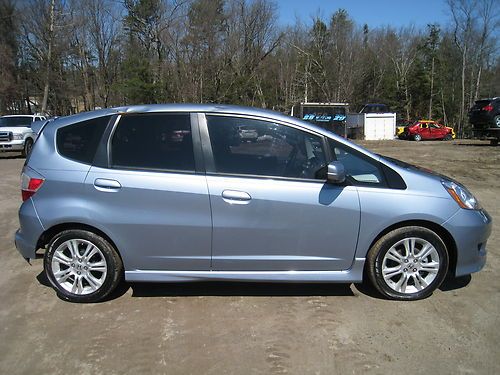 2011 honda fit auto sport hatchback salvage repairable title per body damage