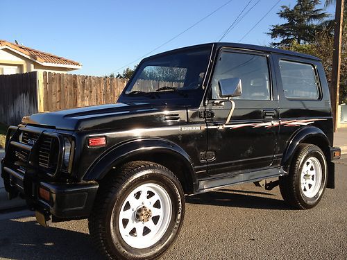 1986 suzuki samurai jx tintop 4x4  air conditioning (excellent shape)