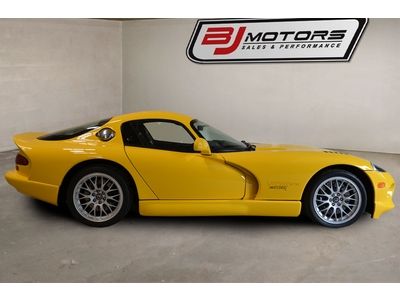 2001 dodge viper acr low mileage and super clean corsa exhaust