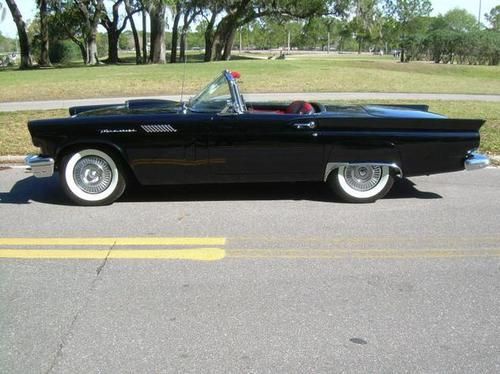 1957 ford thunderbird convertible perfect condition!!