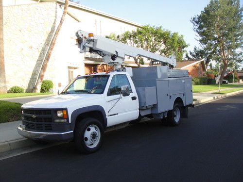 1999 chevy c3500 hd  bucket lift truck / boom truck / at&amp;t fleet owned! must see