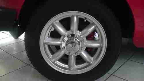 Beautiful 1976 MGB Roadster Convertible - An MG Enthusiast's Dream!, US $12,000.00, image 5