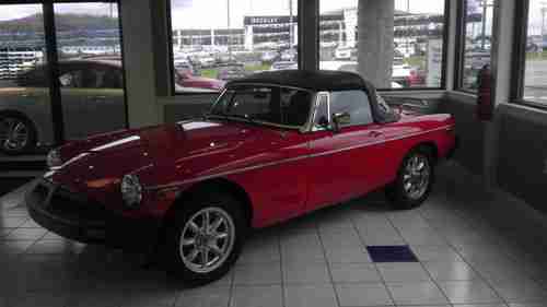 Beautiful 1976 MGB Roadster Convertible - An MG Enthusiast's Dream!, US $12,000.00, image 9