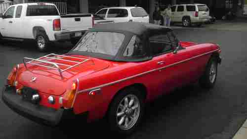 Beautiful 1976 MGB Roadster Convertible - An MG Enthusiast's Dream!, US $12,000.00, image 12