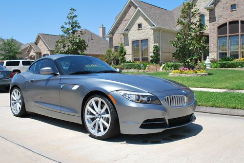 Rare 2011 bmw sdrive 35i with low miles - - fast, loaded, clean