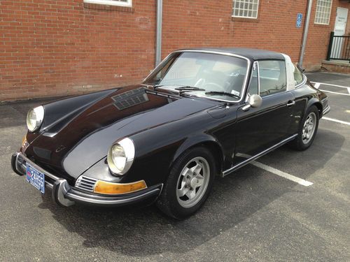 1971 porsche 911t targa black/black