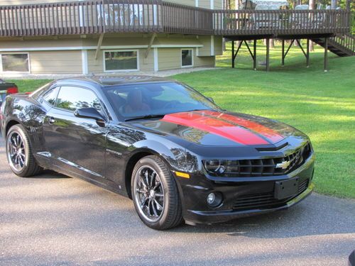 2010 chevy camaro 2ss / rs fully loaded + matching interior and 20" henessy rims