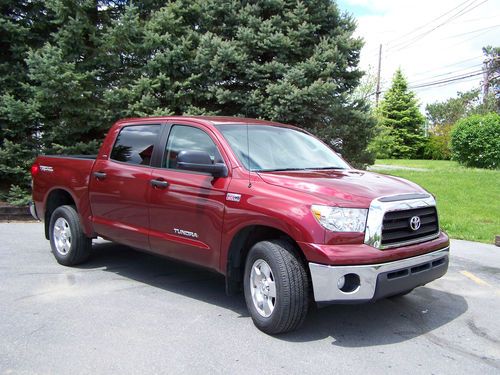 2008 toyota tundra base extended crew cab pickup 4-door 5.7l