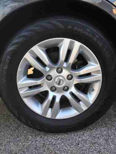 NEAR MINT CONDITION UNIQUE 2011 NISSAN ALTIMA TONS OF UPGRADES, image 7