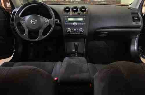 NEAR MINT CONDITION UNIQUE 2011 NISSAN ALTIMA TONS OF UPGRADES, image 14