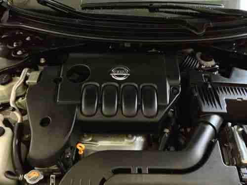 NEAR MINT CONDITION UNIQUE 2011 NISSAN ALTIMA TONS OF UPGRADES, image 19