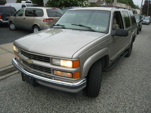 2000 chevrolet tahoe z71 sport utility 4-door 5.7l - 4x4