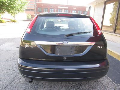 02 03 FORD FOCUS ZX5, HB 5DOOR ,AUTOMATIC,SUNROOF. LOOKS AND RUNS GREAT !!, image 8